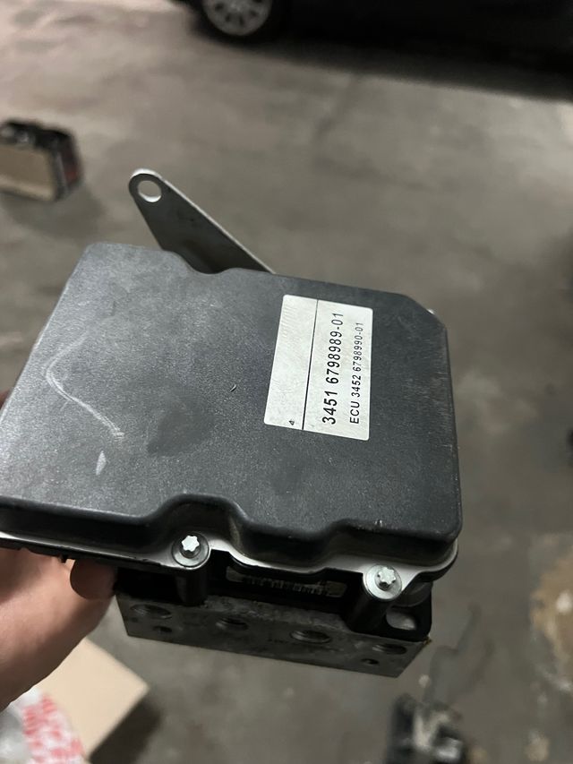 Abs bmw 3451 6798989-01
