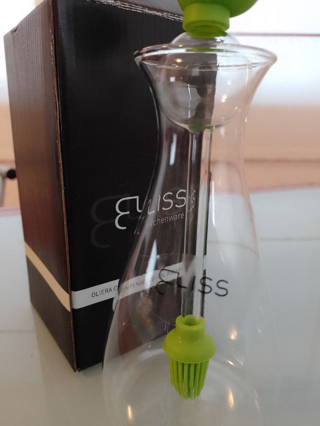 oliera in vetro con pennello eliss