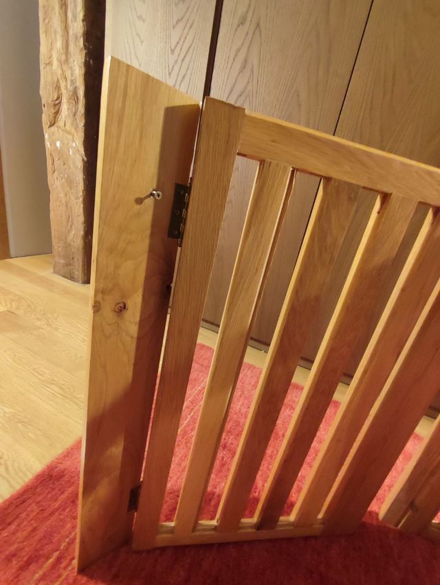 puerta para escalera