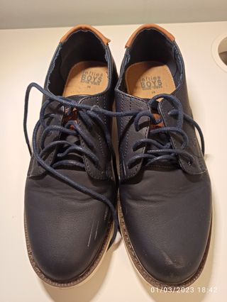 zapato azul marino