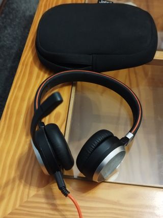 Cuffie wireless stereo on-ear certificate