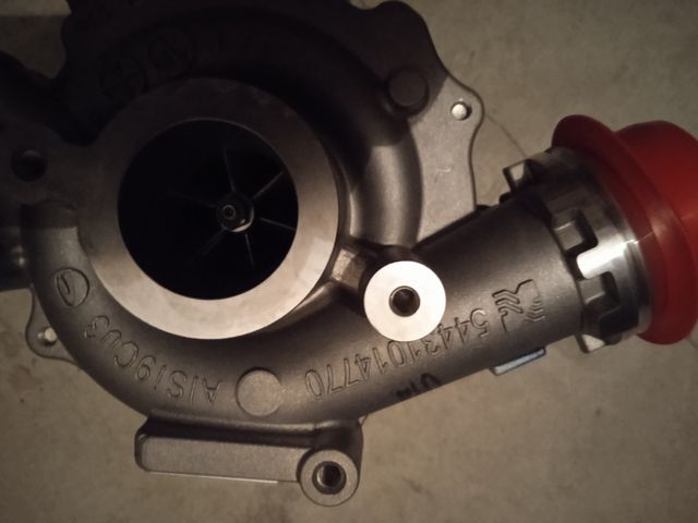 Turbo nuevo Nissan Mercedes Renault