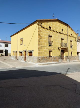 Reformas, suelos , fachadas , tejados, ventanas...