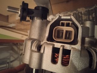 Alternador Nissan Primera , Almera y Mitsubishi