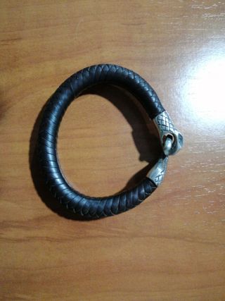 pulsera de cuero