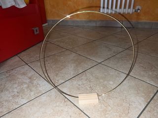 Anelli decorativi color oro da 30cm con base