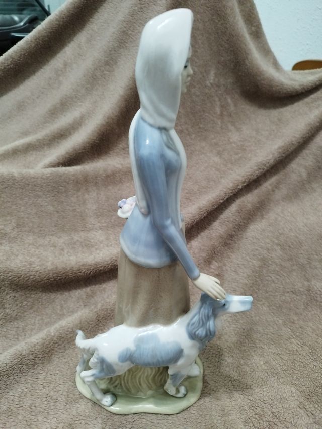 Figura marca Tengra, elegante COMO NUEVA!!!