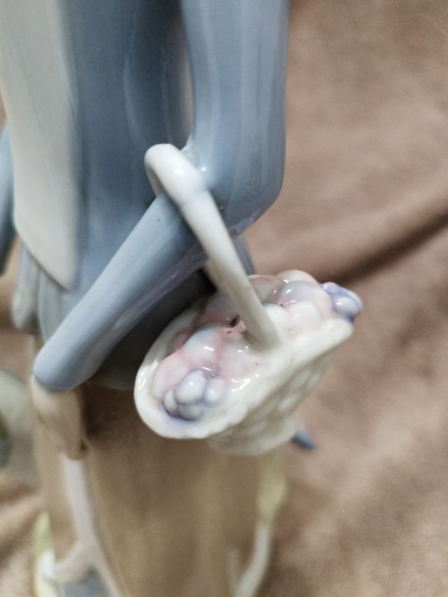 Figura marca Tengra, elegante COMO NUEVA!!!