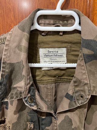 Chaqueta militar Bershka