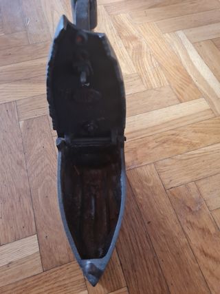 plancha de carbón antigua