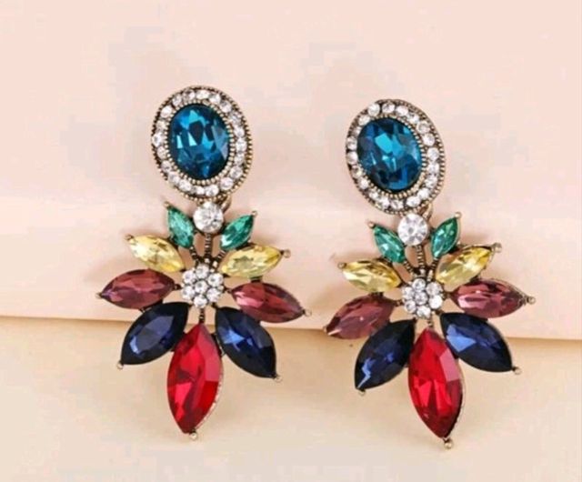Pendientes de fiesta