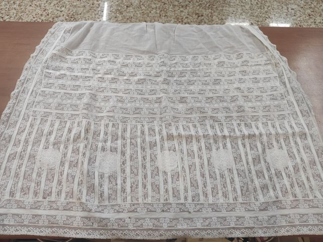 Conjunto manteleta + delantal