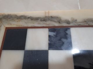 Ajedrez muy antiguo de marmol. Pesa bastante