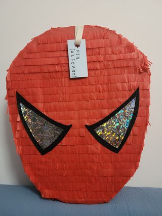 piñata spiderman