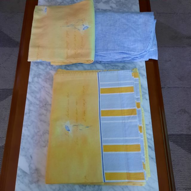 Dos juegos de sábanas para cama de 90