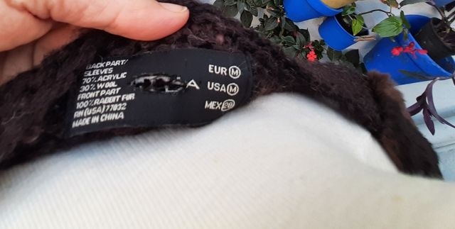 Rebeca de piel combinada con lana