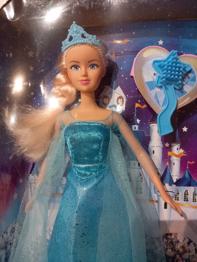 Bambola Dea principessa dei Ghiacci in stile Elsa