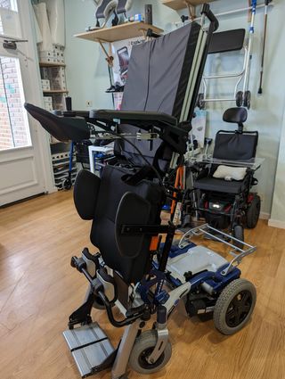 Silla eléctrica con bipedestación