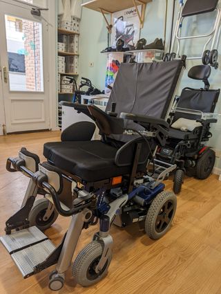 Silla eléctrica con bipedestación