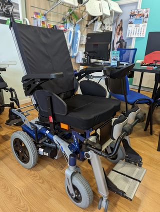 Silla eléctrica con bipedestación