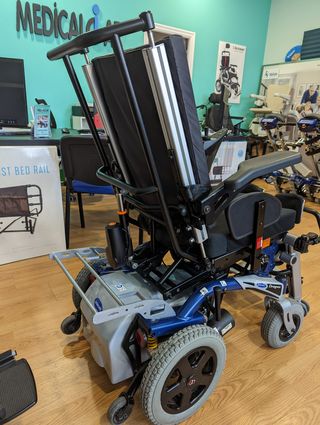 Silla eléctrica con bipedestación