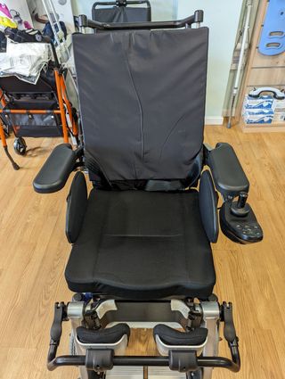Silla eléctrica con bipedestación