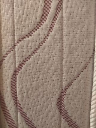 colchón de 80 en perfecto estado con funda.