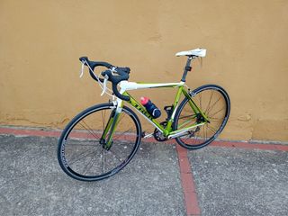 BICICLETA CARRETERA TREK