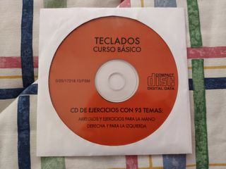 CD teclados curso básico (piano)