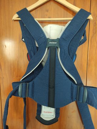Mochila portabebé babybjorn