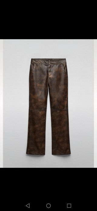 Zara. Es talla S pero para 38 va bien