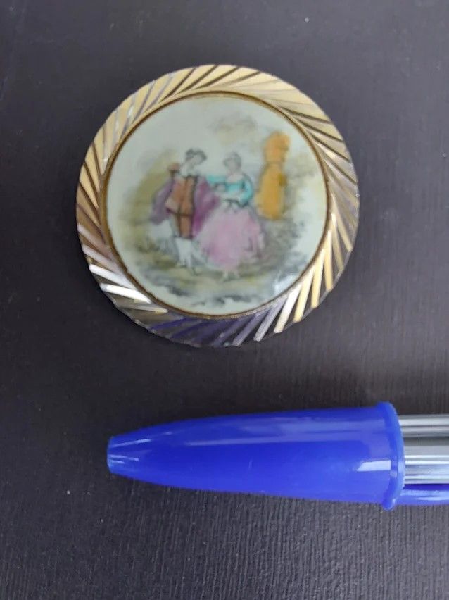 Relación de monedas y fichas, token y jeton