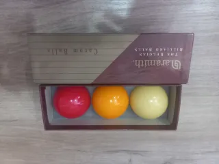 BOLAS DE BILLAR SUPER ARAMITH TOURNAMENT