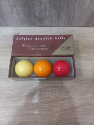 BOLAS DE BILLAR SUPER ARAMITH TOURNAMENT