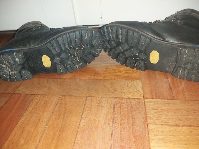 botas KAMET talla 41.