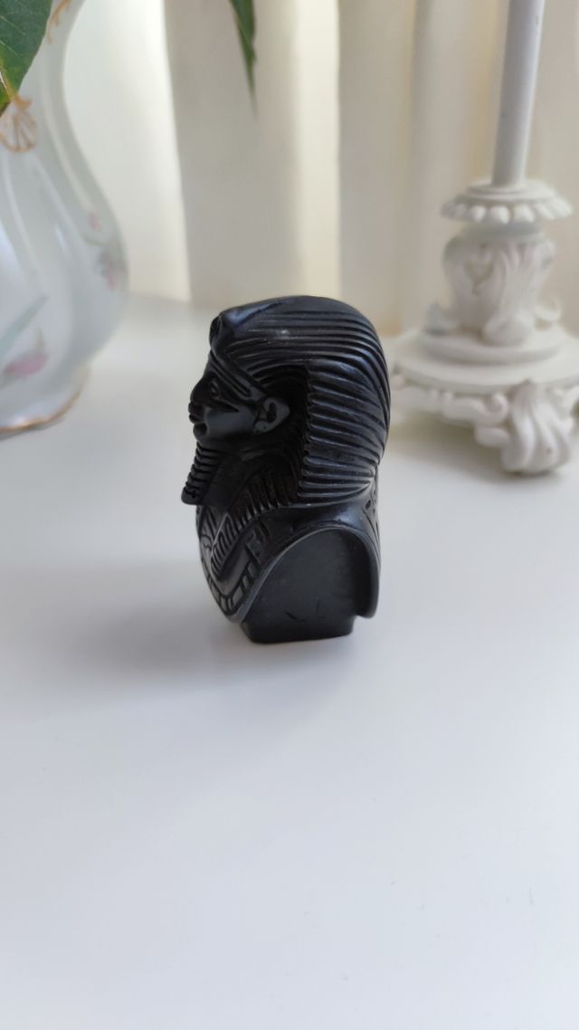 Estatua Faraón Tutankamón 