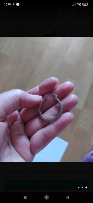 Pendientes de plata de ley y circonitas.Muy bonito