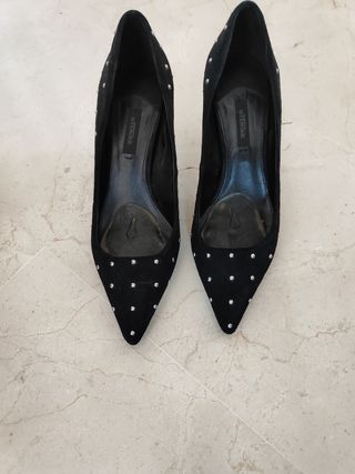 Zapatos salon tacon negro Uterque, talla 38