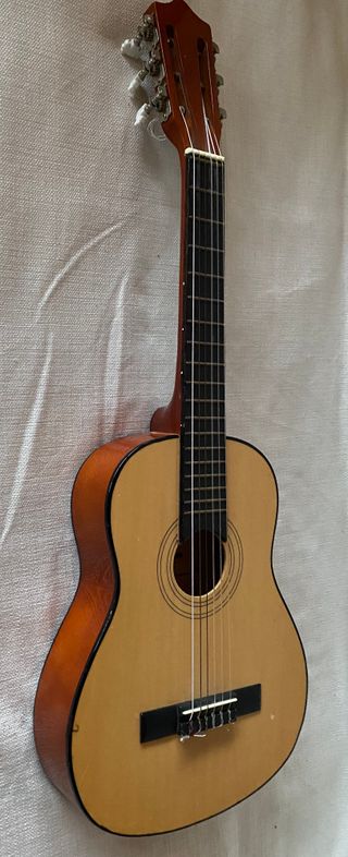 GUITARRA CLASICA (infantil- 75cm.)