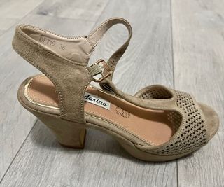 Sandalias fiesta color camel
