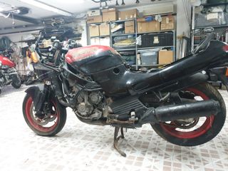 vendo Honda CBR1000F del 88-89