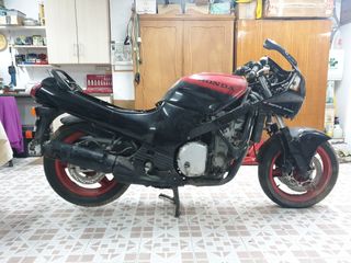 vendo Honda CBR1000F del 88-89
