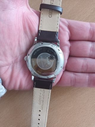 Orient bambino sólo un día puesto. 
