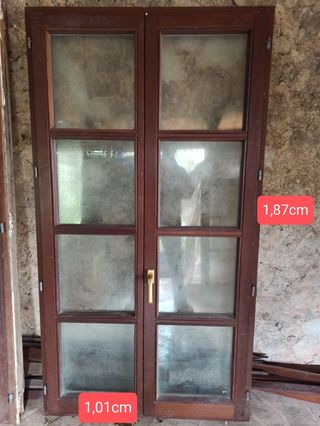 EXCELENTE PUERTA o VENTANA DE CLIMALIT Y TEKA