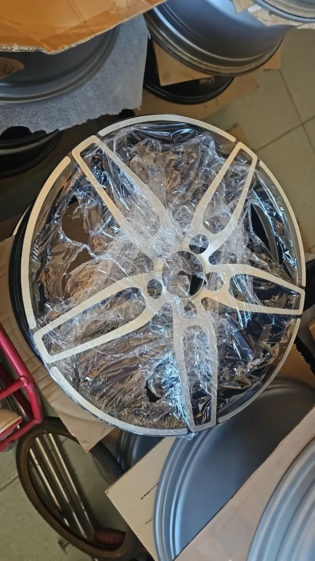 Una o 2 llantas 18 mercedes amg a1704010700