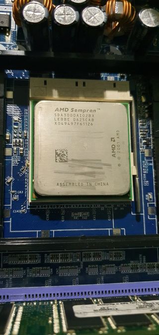 placa base antigua gigabyte