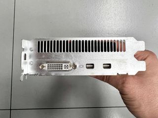 Tarjeta Gráfica ATI RADEON HD 5770 1gb