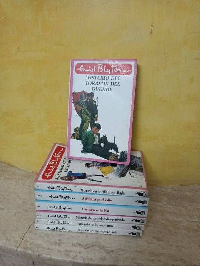 libros de Emid Blyton.