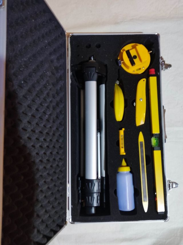 maletín obra niveles topografía con laser