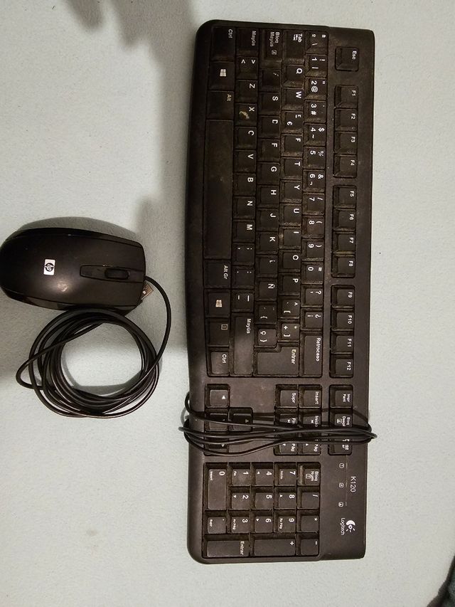 Teclado Logitech ,Ratón HP